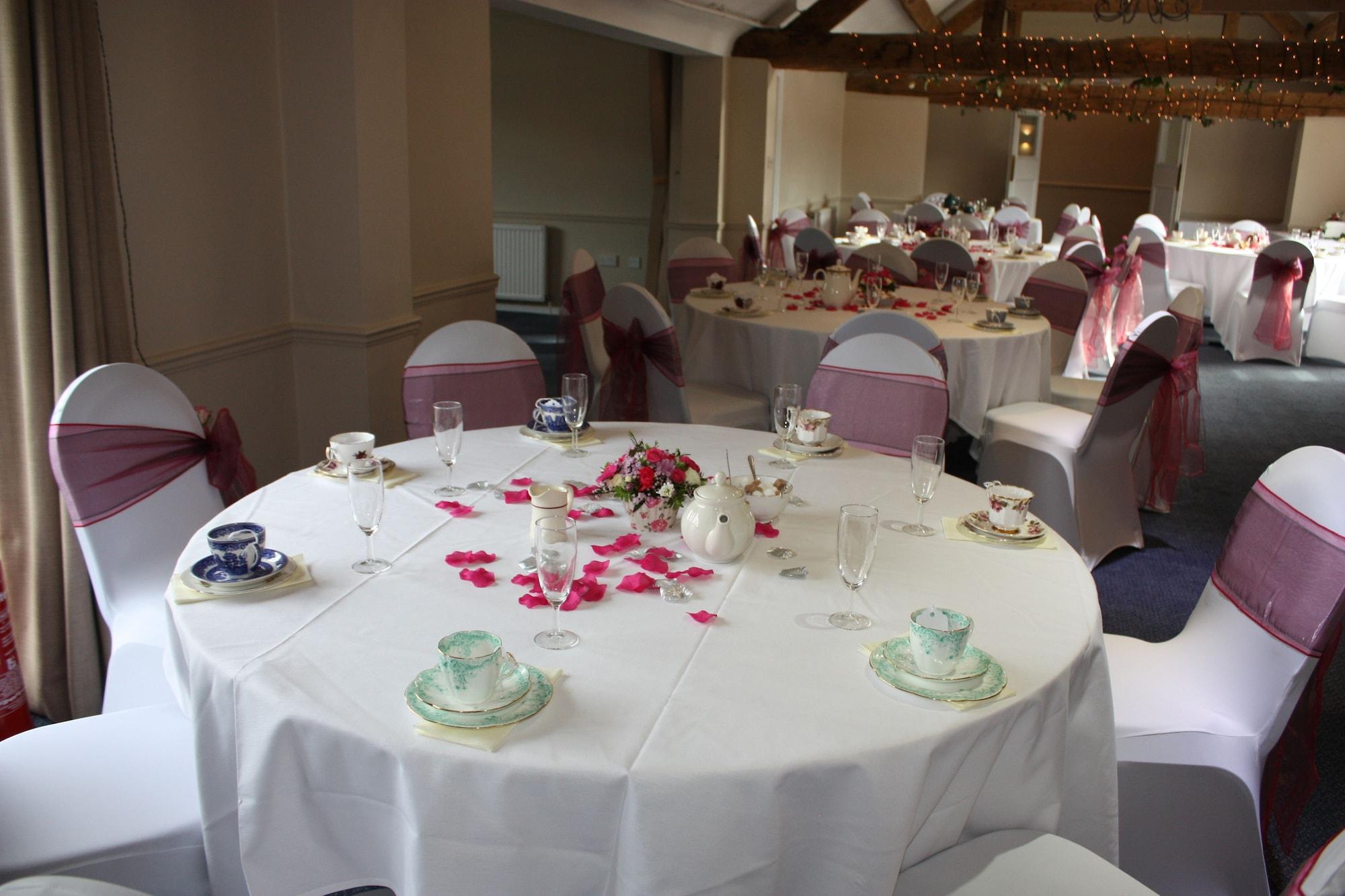 Kings Court Hotel Alcester Buitenkant foto
