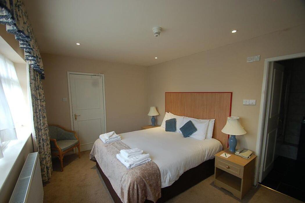 Kings Court Hotel Alcester Buitenkant foto
