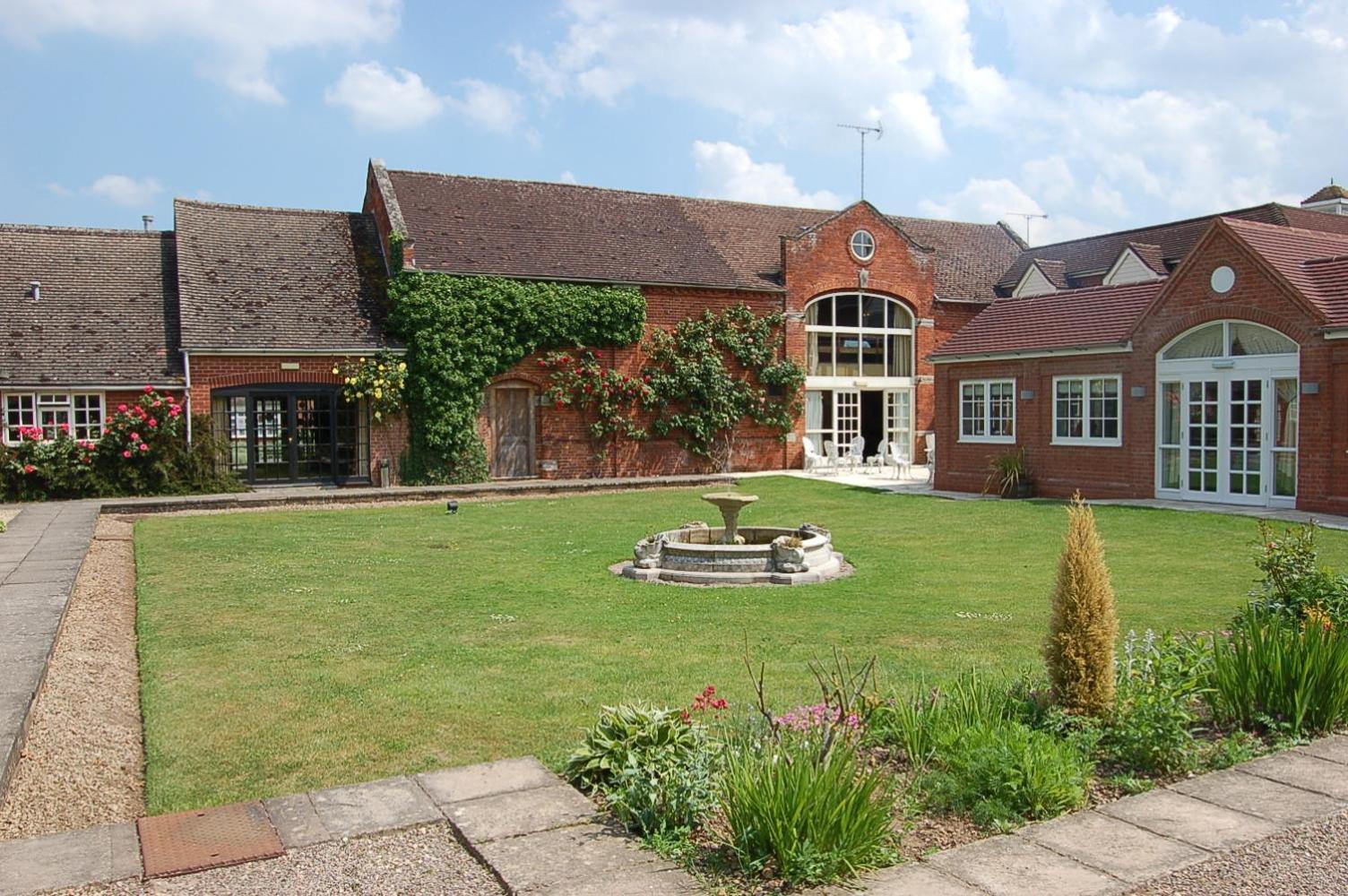 Kings Court Hotel Alcester Buitenkant foto