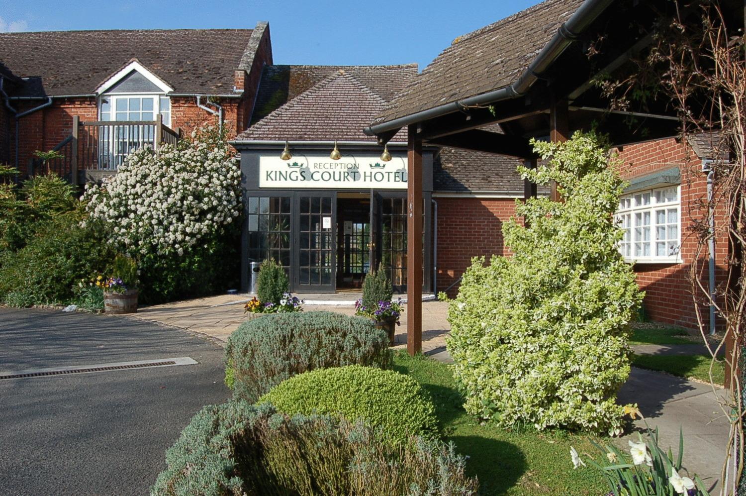 Kings Court Hotel Alcester Buitenkant foto