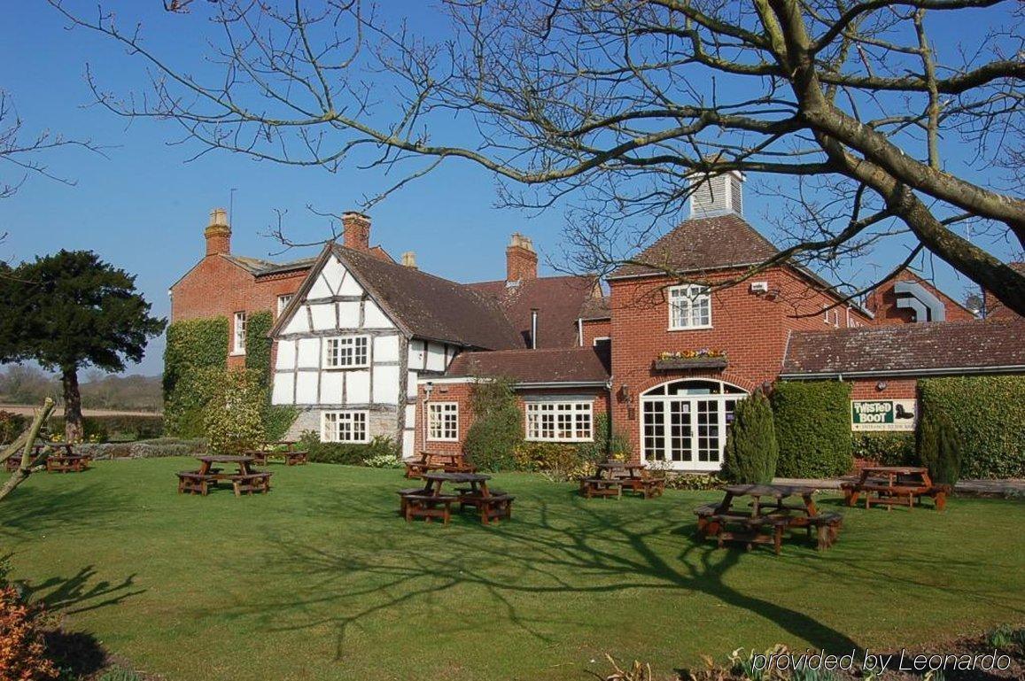 Kings Court Hotel Alcester Buitenkant foto