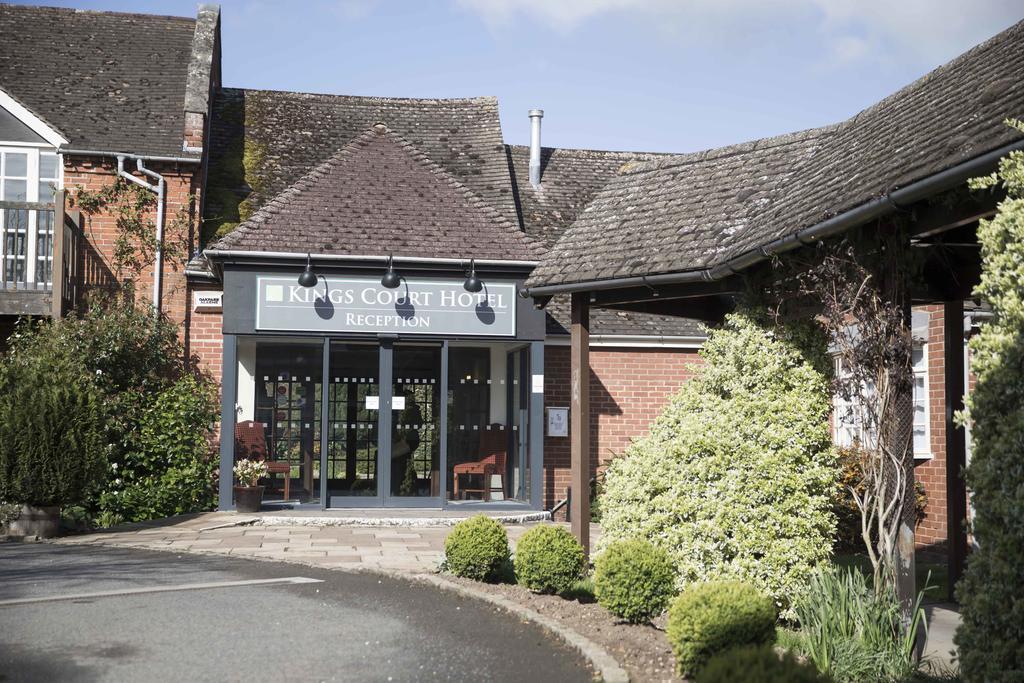 Kings Court Hotel Alcester Buitenkant foto